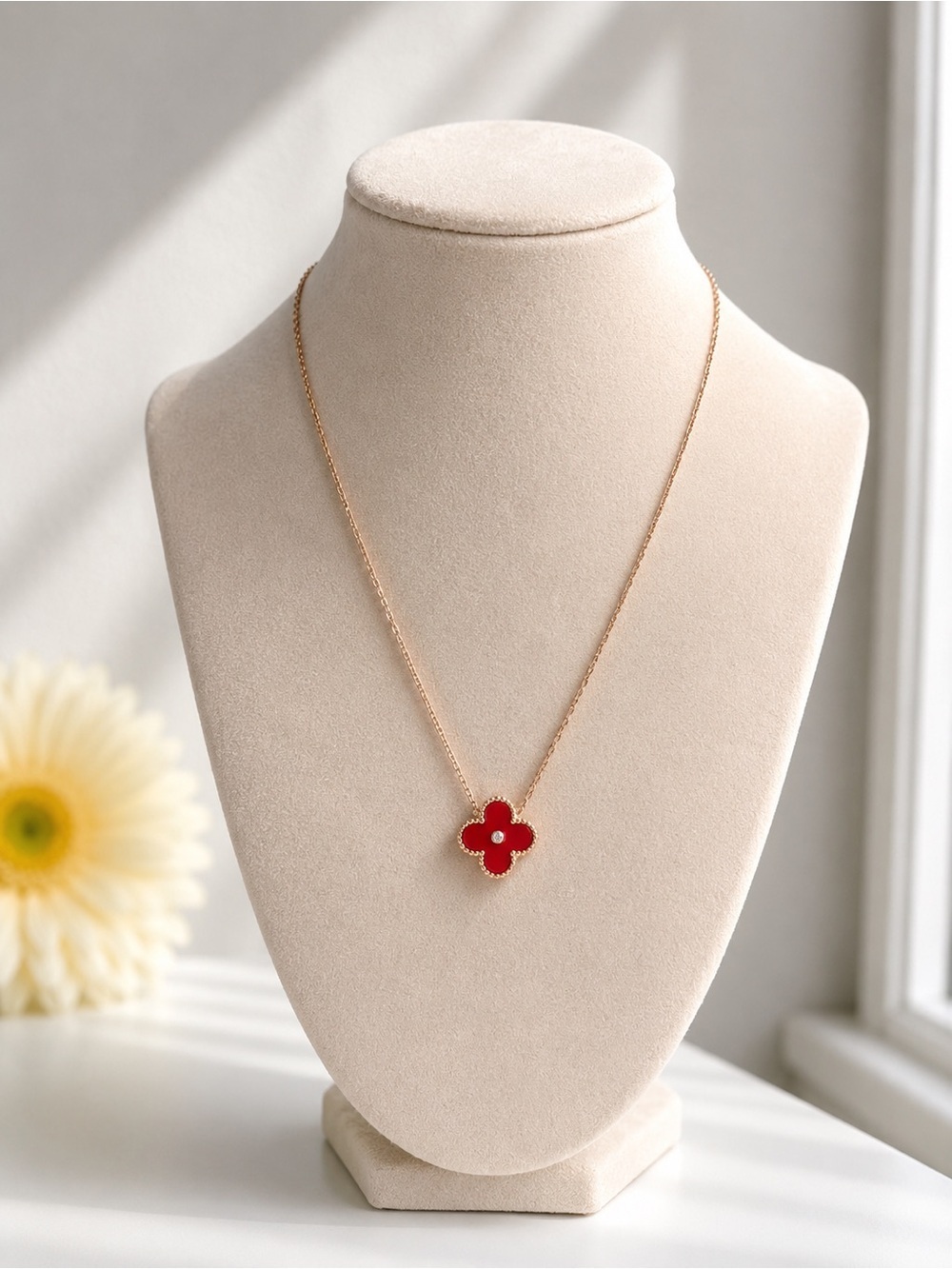 Red Clover Necklace Gold Stainless Steel Flower Pendant Minimalist Gift